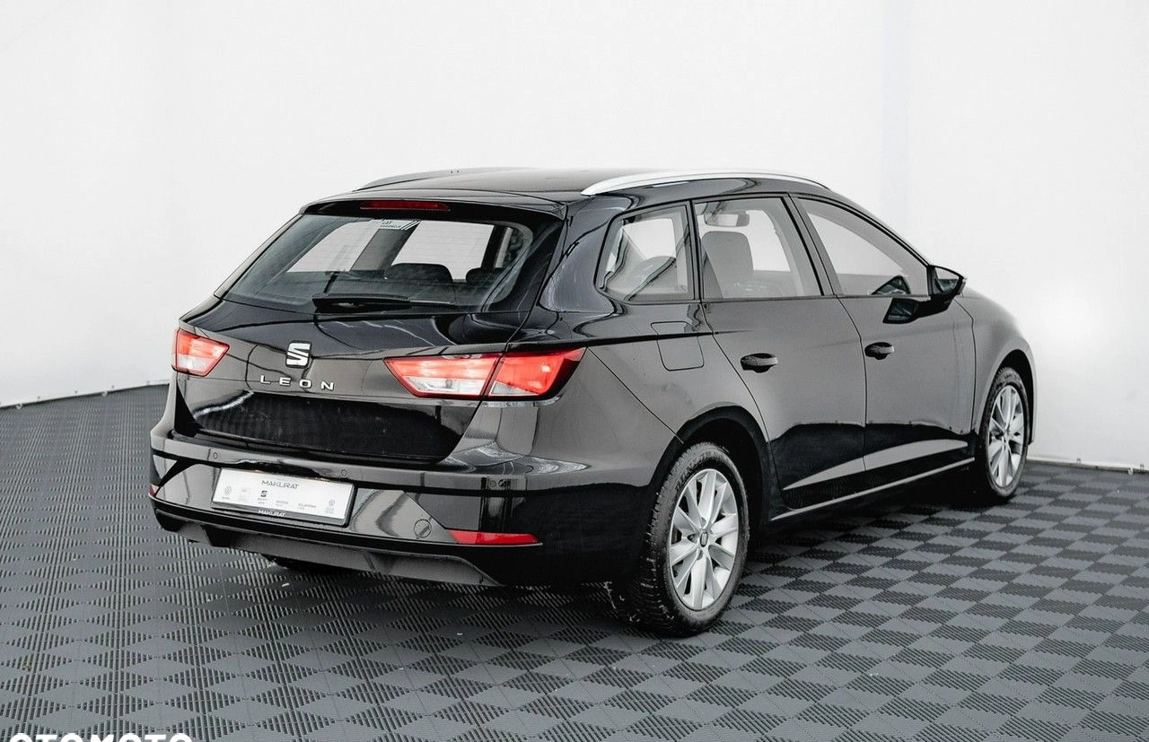 Seat Leon cena 53850 przebieg: 141095, rok produkcji 2019 z Wąbrzeźno małe 596